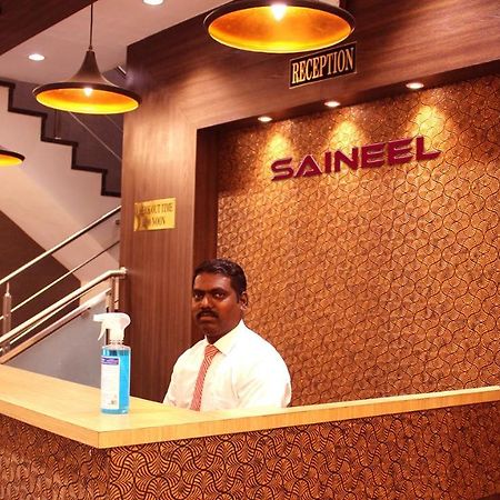 Hotel Saineel Мумбай Екстериор снимка